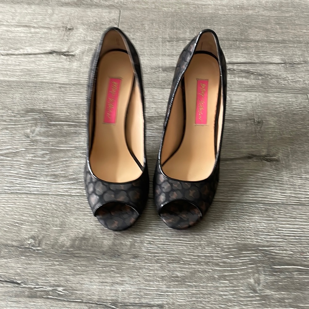 NORDSTROM VERO QUOIO HIGH HEEL SHOES SIZE 6.5M